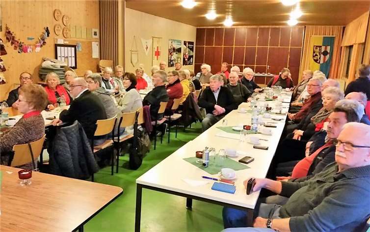 48 sehr interessierte Mitglieder hörten dem Vortrag von Herrn Schäfer aufmerksam zu. privat