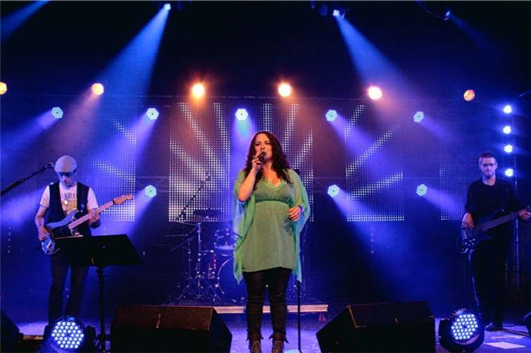 5 Viola Tamm & The Lucky Charms