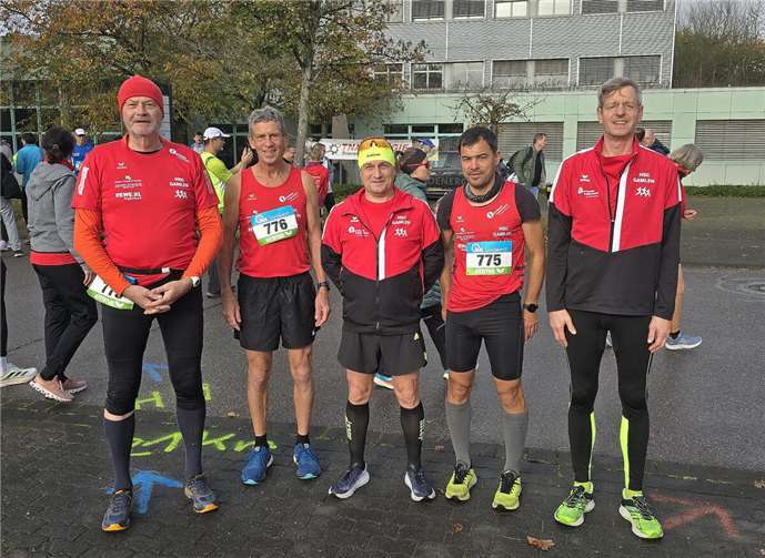 5000 m – HSC – Team bei den RM in Föhren: v.l. E. Kurtze – M. Burgmer – V. Penner – M. Schmitt – M. Berke. Fotos: privat