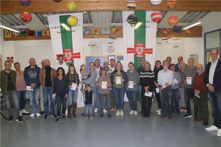 51 Erwachsene legten das Sportabzeichen ab.