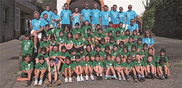 54 Kinder erlebten mit 14 Betreuern eine tolle Ferienwoche.  Privat