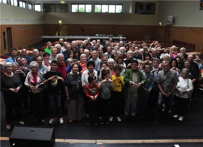 54 Personen waren aus Frankreich zum Pfingsttreffen in Ettringen angereist.  Fotos: BS
