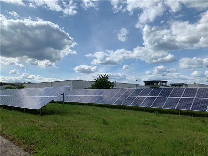 Kreis Ahrweiler: Klimaschutzziele rücken in fast unerreichbare Ferne 54,8 Prozent des nachhaltigen Stroms im Kreis wird doch Solarenergie produziert. Foto: ROB