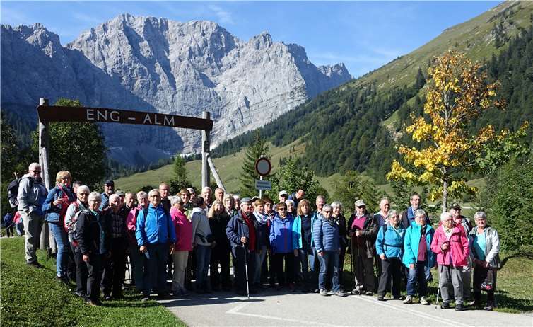 63 Wanderer des Eifelverein Adenau im österreichischen Engtal.Foto: privat