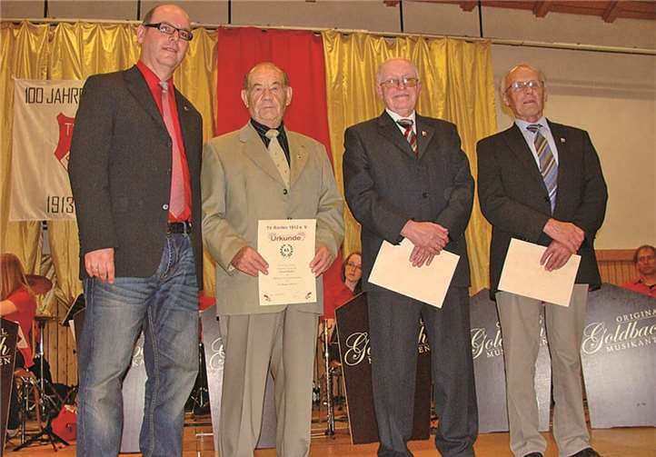 65 Jahre Mitglied im TV (v.re.): Otto Rausch, Ewald Racke und Helmut Reuter.