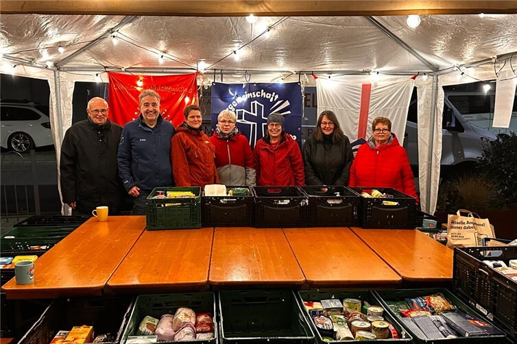 65 Kisten Lebensmittel wurden für bedürftige Menschen in Mendig und Umgebung gespendet.Foto: privat