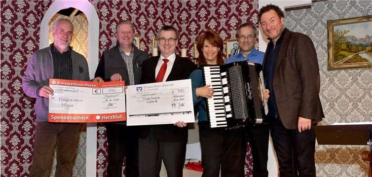 700 Euro aus dem Erlös gehen an das Hospiz in Mayen und das Kinderhospiz in Koblenz. privat