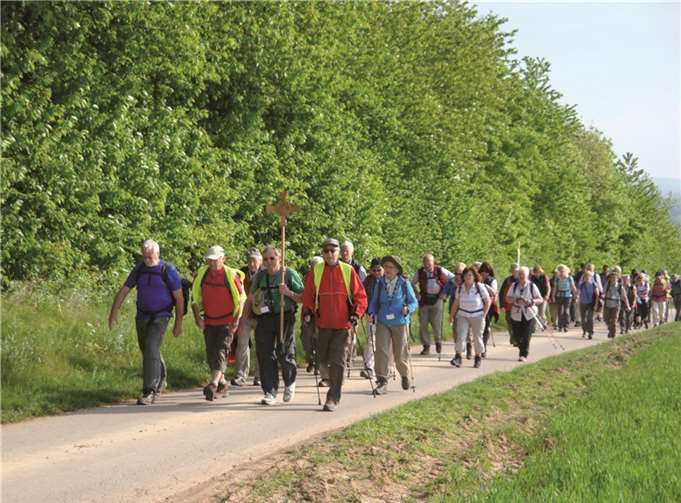 75 Pilgersleute haben sich früh morgens von Kobern auf den Weg gemacht. Privat