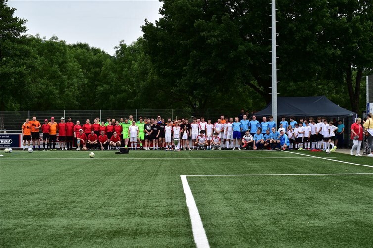 8 Mannschaften hatten einen schönen Fußballtag