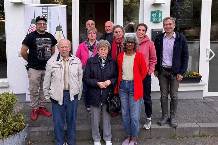 80 Jahre nach Kriegsende: Die „Aktuelle Stunde“ in Oedingen lud zum Gedenken und zum Gespräch über Demokratie gestern und heute ein. Foto: Wolfgang Schadow