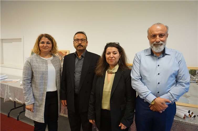 AAAF-Vorsitzender Fibret Abaci (1.r.) mit den weiteren Verantwortlichen für das Benefizkonzert.