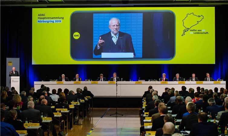 ADAC Präsident Dr. August Markl auf der Hauptversammlung des ADAC e.V. 2019. Quelle: ©ADAC/Hojabr Riahi