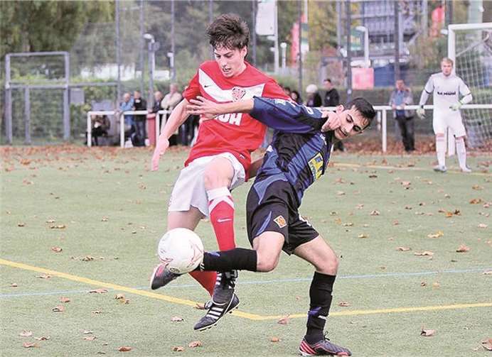 Abgedrängt wurde die TuS im Heimspiel gegen den SV Morbach. Am Ende siegten die Hunsrücker gegen die Regionalligareserve mit 2:0. TH