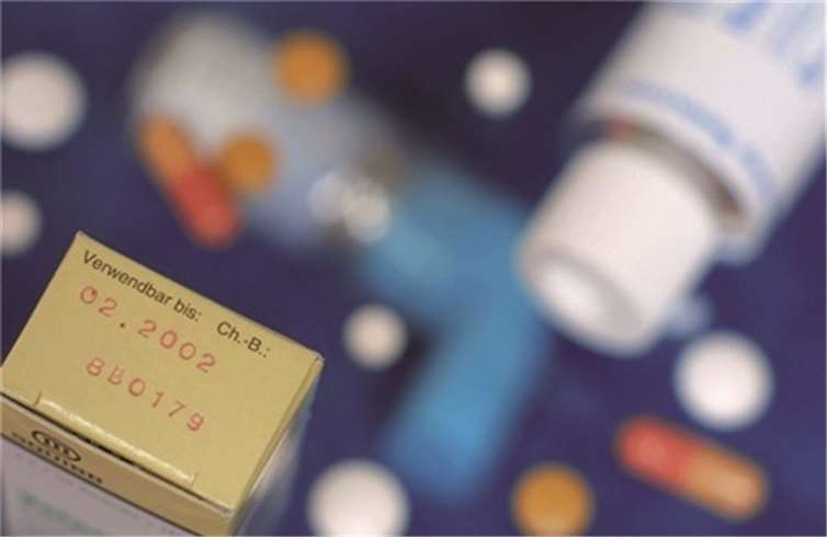 Abgelaufene Arzneimittel sollten nicht mehr eingenommen werden. Foto: AOK-Mediendienst