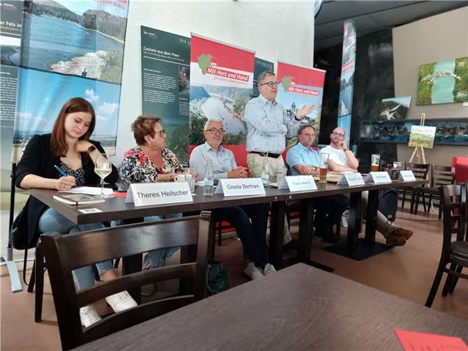 Abgeordneter des EU-Parlaments, Karsten Lucke, war zu Gast.  Foto: Hans Brost
