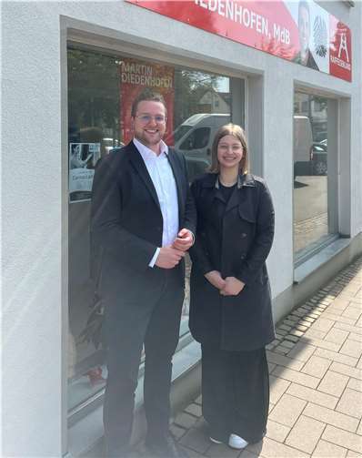Abide Murtezi mit Martin Diedenhofen. Foto: Marie-Christin Schlüter