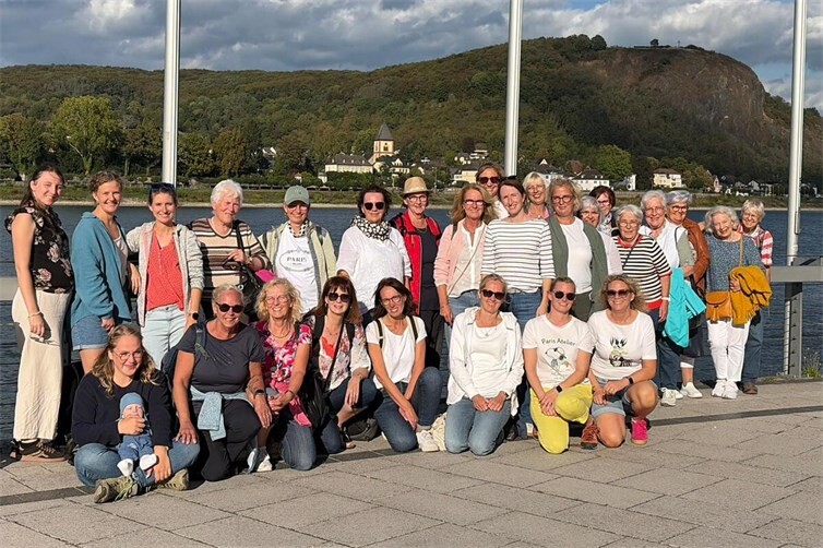Abschluss der Möhnetour am Rhein in Remagen
