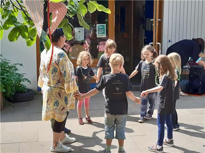 Abschlusstanz der Kita-Abgänger.Fotos: Stephanie Neuberger-Schreiber, Vanessa Gerlach