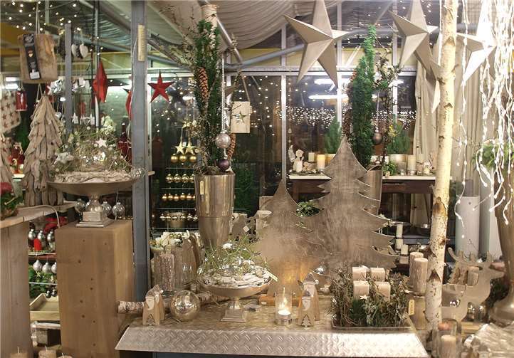 Absolut im Trend liegen Dekorationen in Silber und Weiß.