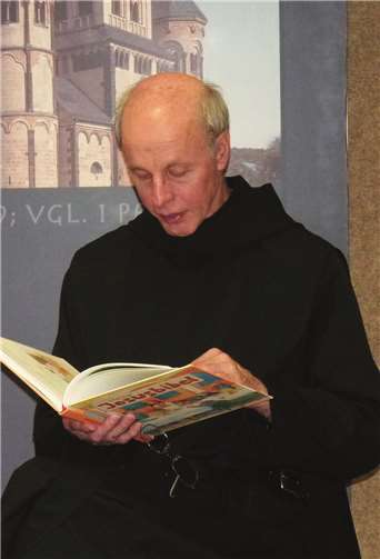 Abt Benedikt sprach über die Entstehung des Buches „Meine Jesusbibel“.