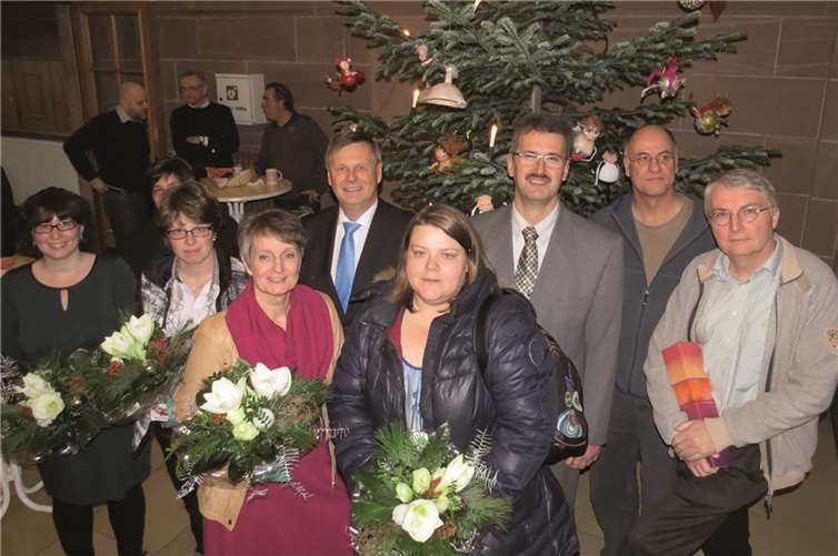 Acht Mitglieder der SGD Nord zeigen sich noch bis 23. Dezember in der Koblenzer Dienststelle von ihrer kreativen Seite. privat