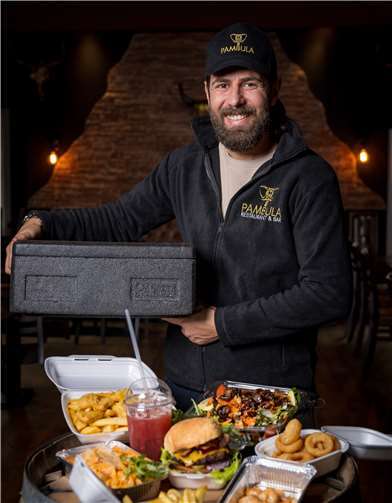 Adem Celik bietet eine Vielzahl leckerer Speisen. Fotos: www.BR-CM.de ( Creative Moments )