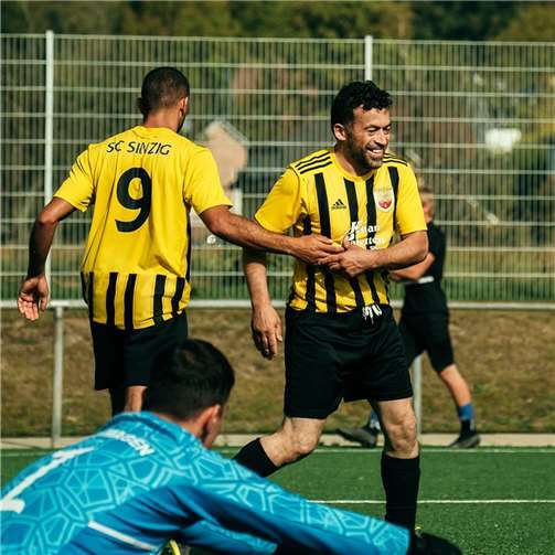 Adil Öksal (r.) traf in Kripp zum wichtigen 1:0.  Foto: privat