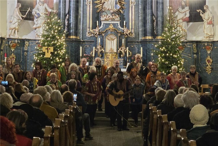 Afrikanischer Gospel verzaubert Urmitz.