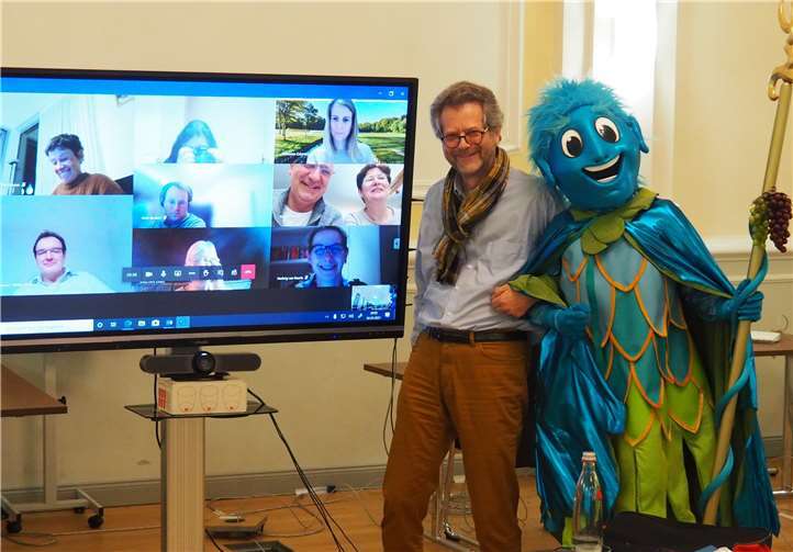 Ahrvin hatte die analog-digitale Sitzung genutzt, um einmal alle teilnehmenden Mitglieder der Verbroedering zu grüßen. Foto: Stadtverwaltung Bad Neuenahr-Ahrweiler