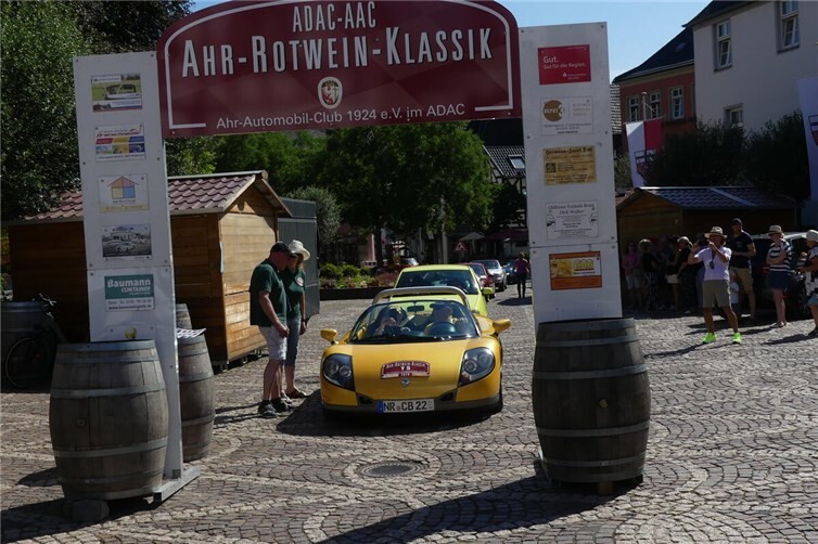 Ahrweiler Markt - Start zur 1. Etappe