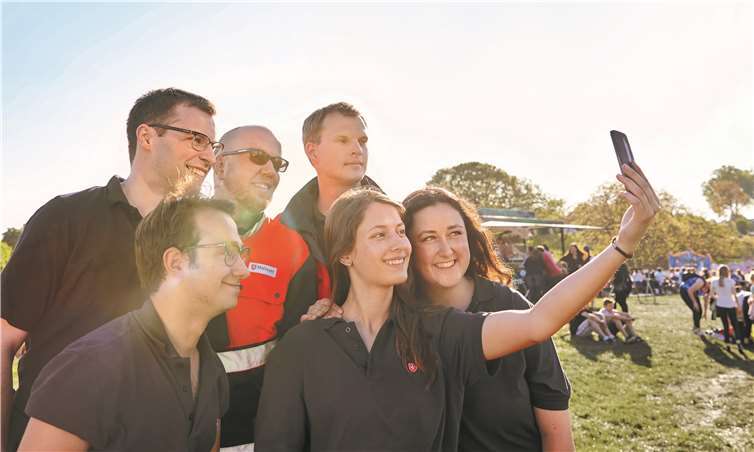 Aktiv werden im Ehrenamt: Als Helfer bei den Maltesern ist jeder Teil eines starken Teams.Foto: Malteser