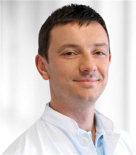 Aleksandar Hadji-Naumov, Oberarzt in der Neurologie des Evang. Krankenhauses Dierdorf/Selters (KHDS).Foto: Ev. Krankenhaus Dierdorf-Selters