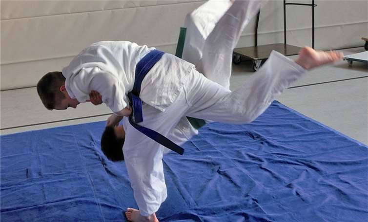 Alexander Dergunov beim Training, dem große Chancen bei den Wettkämpfen eingeräumt werden. privat