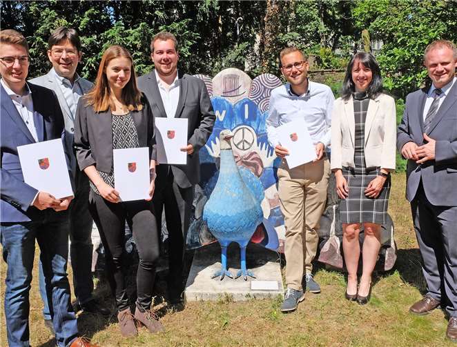 Alexander Döll, Kai Dommershausen, Sarah Schnöger und Jonas Will haben sich für die Ausbildung zum dritten Einstiegsamt in Neuwied entschieden.Foto: Stadtverwaltung Neuwied