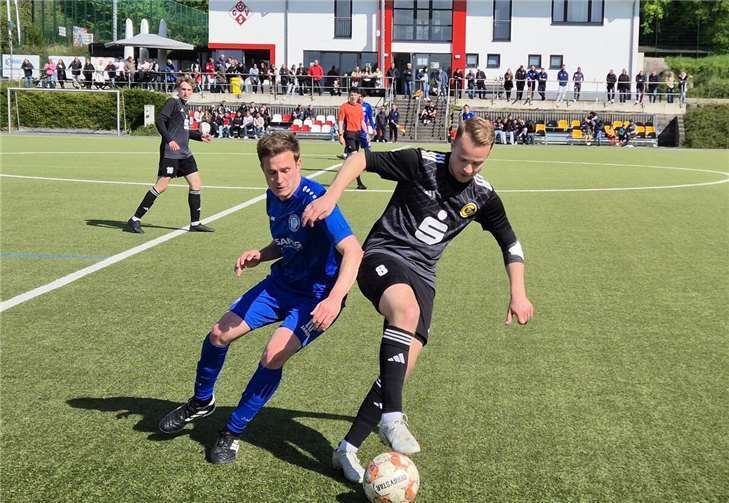 Alexander Fuchs behauptet gekonnt den Ball. Foto: GSG