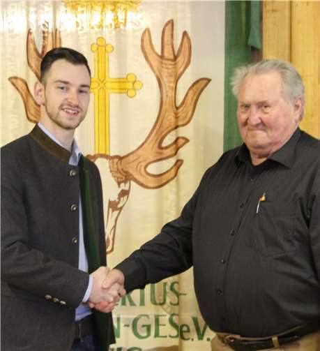 Alexander Ody mit dem Ehrenvorsitzenden Franz Zerwas.