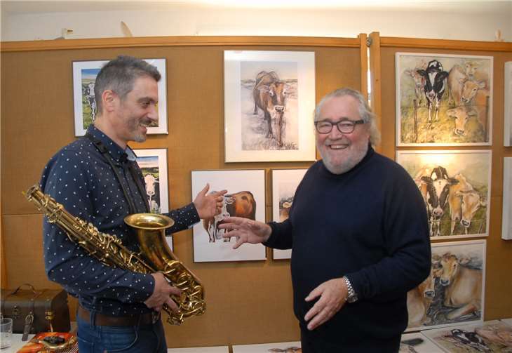 Alexander Reffgens musikalischer Kommentar zu den Bildernseines Freundes Uwe Langnickel war eindeutig: Spitzenklasse!