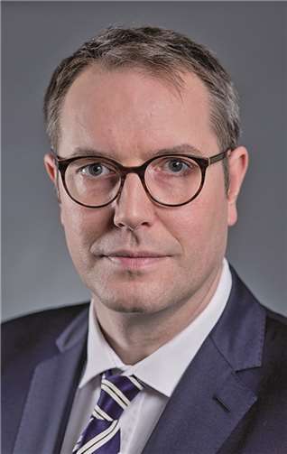 Alexander Schweitzer. Alexander Heimann