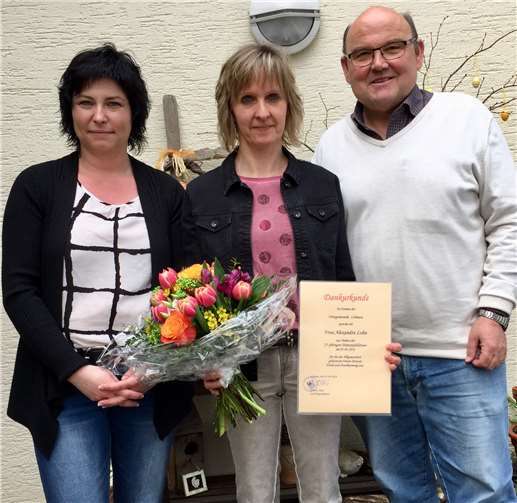 Alexandra Lohn wurde für ihr 25-jähriges Dienstjubiläum geehrt. privat