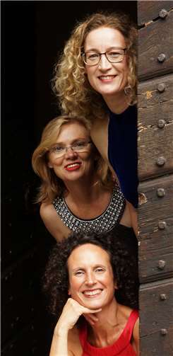 Alexandra Tschida, Sopran, Petra Schwarzkopf, Mezzo und Ilse Kösling, E-Piano. Foto: privat