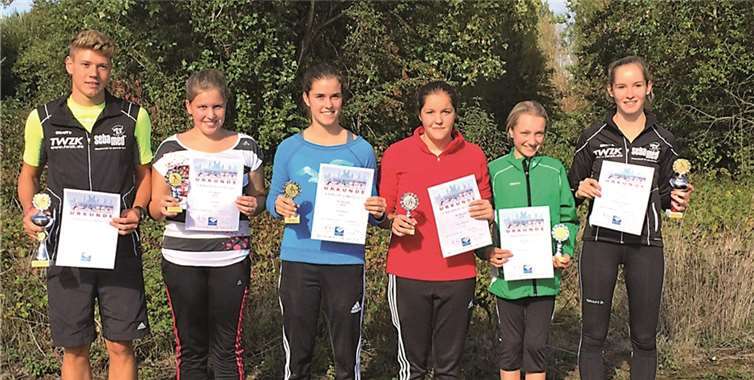 Alle Adenauer Rollski-Läufer konnten einen Pokal aus Speyer mitnehmen.privat