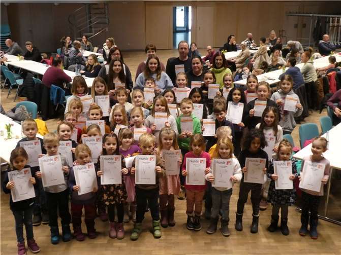 Alle Beteilgten waren stolz auf ihre erbrachten Leistungen.  Foto: Turngesellschaft 1888 Polch e.V.