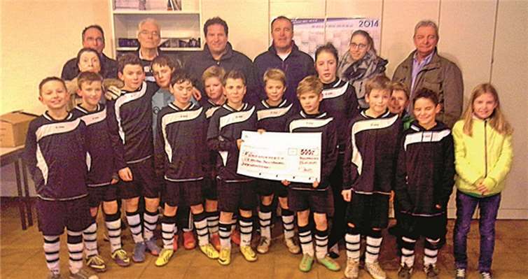 Alle Beteiligten freuten sich über die Spende. Privat