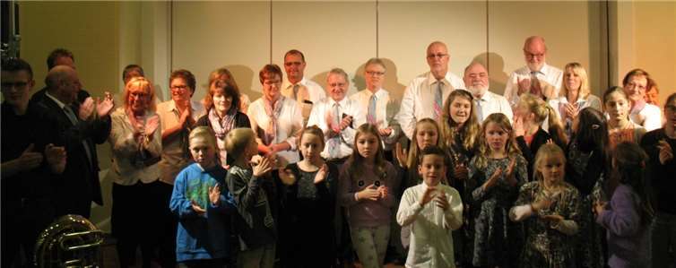 Alle Darbietungen kamen von heimischen Musikern und Sängern.privat