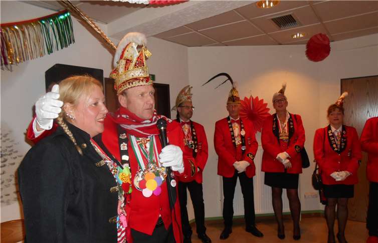 Alle Gäste wurden herzlich von den Möhnen begrüßt. Foto: privat