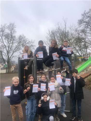 Alle Kinder erhielten eine Urkunde.  Foto: privat