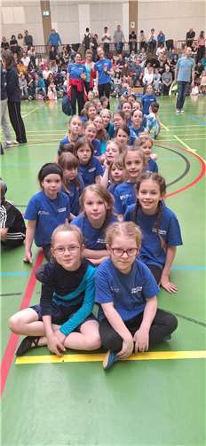 Alle Kinder und Jugendliche wurden für ihre Teilnahmen geehrt und konnten mit Stolz erfüllter Brust und Pokalen oder Medaillen den Nachhauseweg antreten.