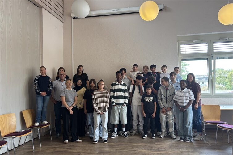 Alle Klassensprecherinnen und Klassensprecher der EKS