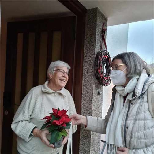 Alle Mitglieder des Vorstands ziehen als Wichtel durch das Dorf.Foto: privat