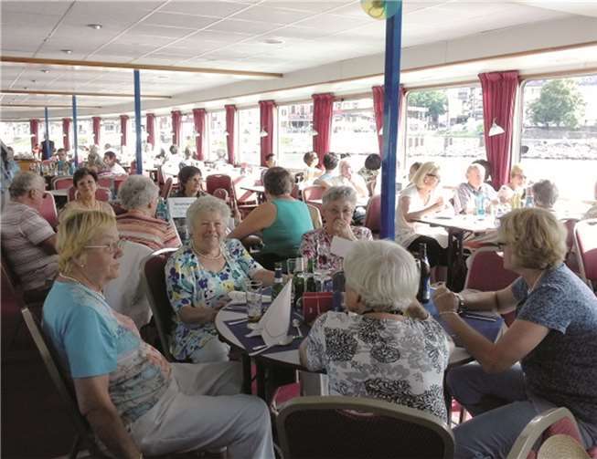 Alle Teilnehmer hatten viel Freude auf dem Rhein. Andrea Schölmerich